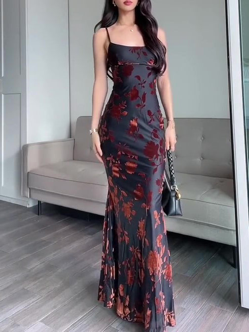 Vestido Longo de Alças Aveludado