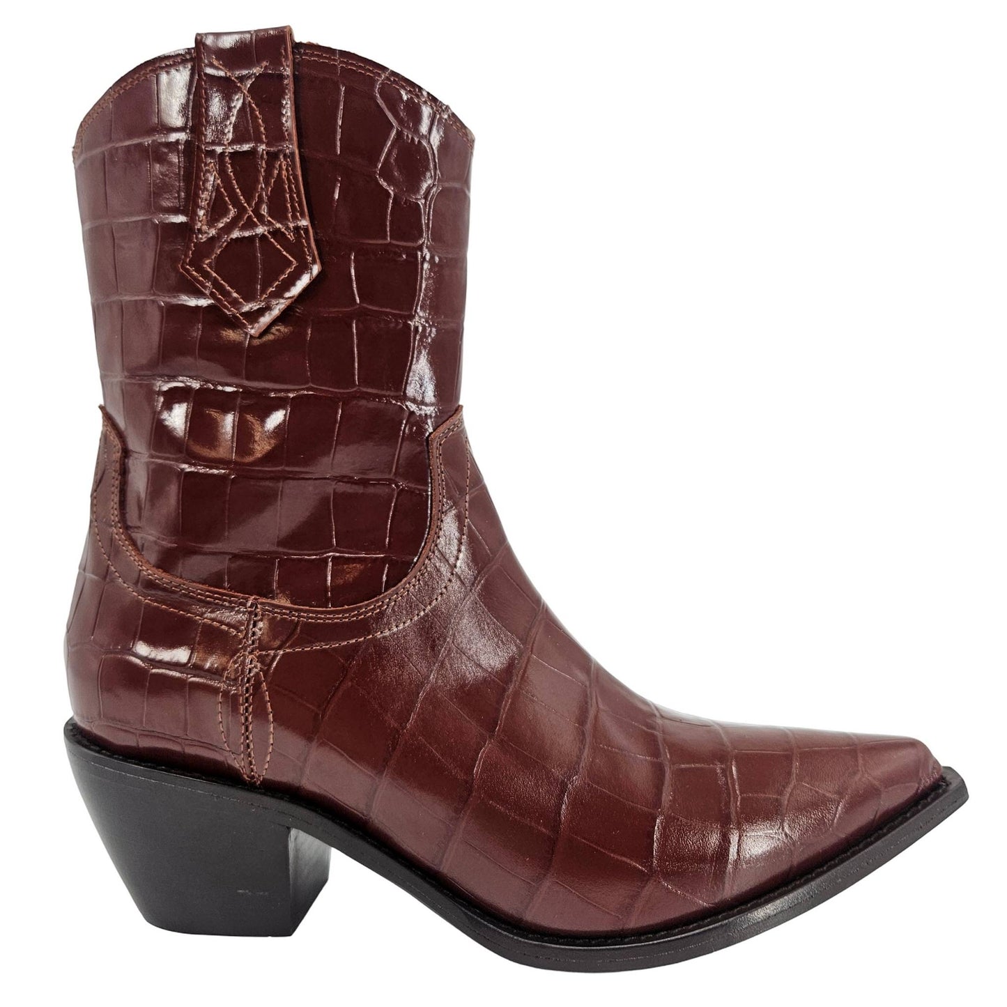 Bota de Couro Marrom Chocolate com Textura Croco e Bico Fino