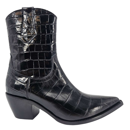 Bota de tornozelo pontuda de couro preto com relevo crocodilo