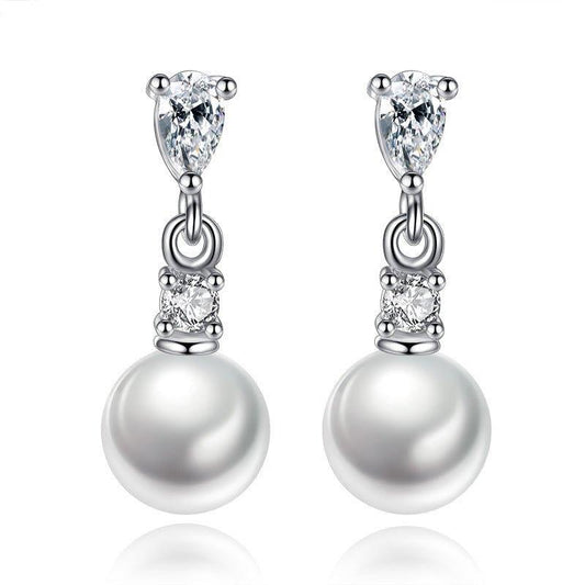 Brincos de Pérolas Pendentes com Detalhes de Zircônia Cúbica