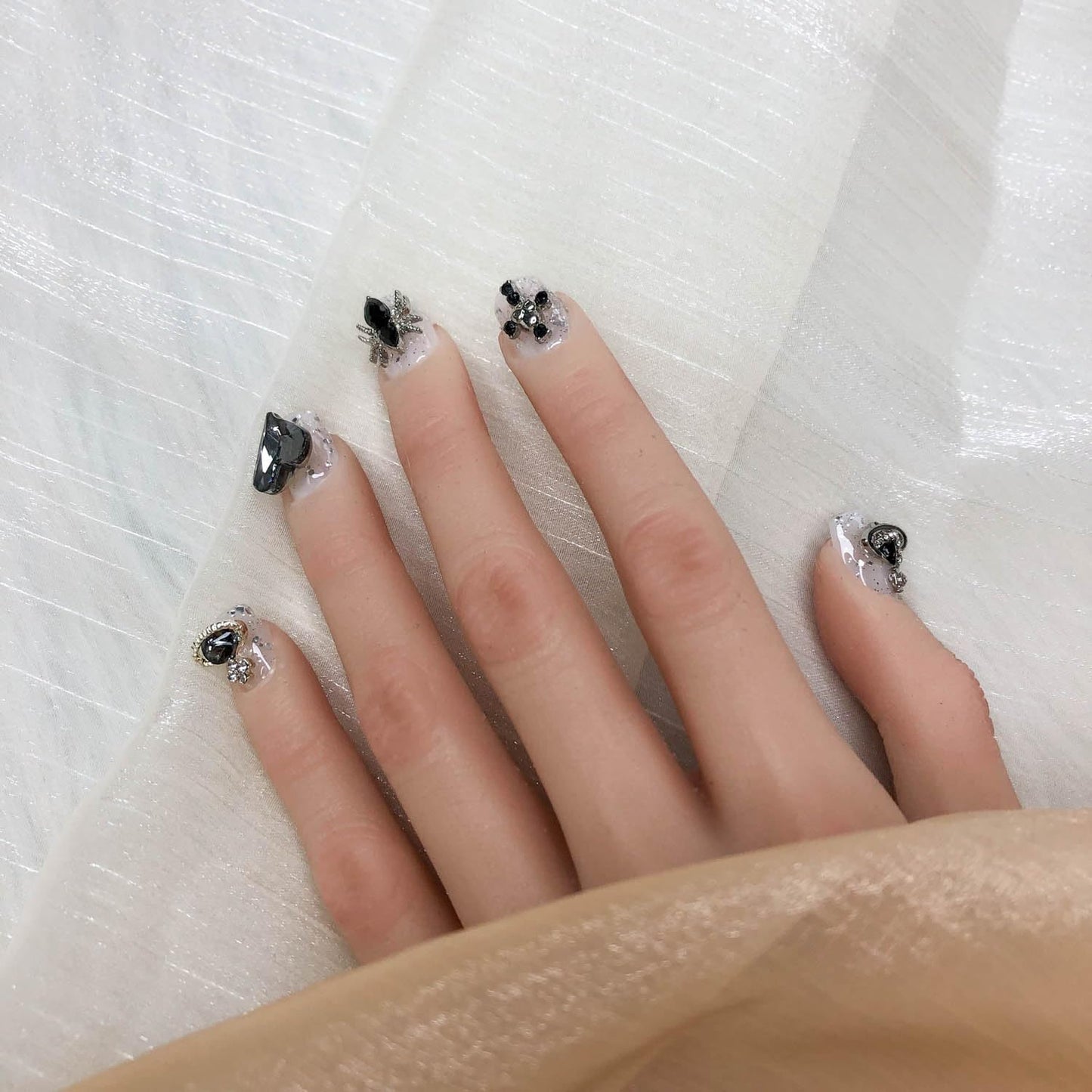 GGDDSHA Unhas Postiças Curtas, Sem Desbotamento, Encaixe Perfeito, Gel Macio, Encantos de Unhas para Mulheres, Manicure Artesanal, Gradiente, Pó de Estrelas da Meia-Noite