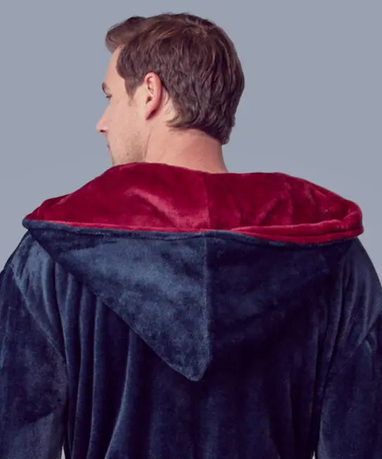 Roupão Masculino com Capuz – Conforto de Pelúcia Ultramacia para o Dia a Dia