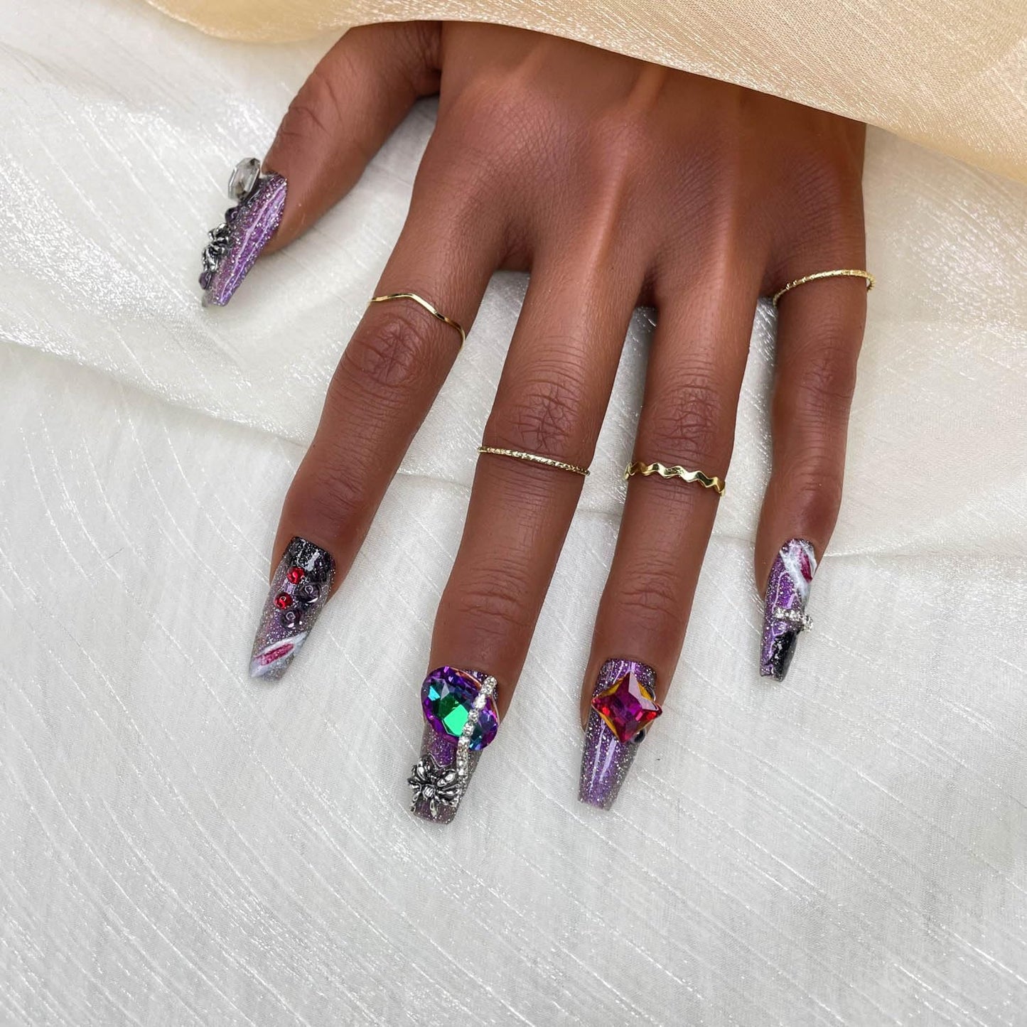 GGDDSHA Unhas Postiças Curtas, Unhas Postiças Que Não Desbotam Ajuste Sem Costura, Gel Macio Para Colar Unhas Postiças Com Pingentes Para Mulheres, Manicure De Unhas Artísticas Feita À Mão Degradê, Royal Arachnid