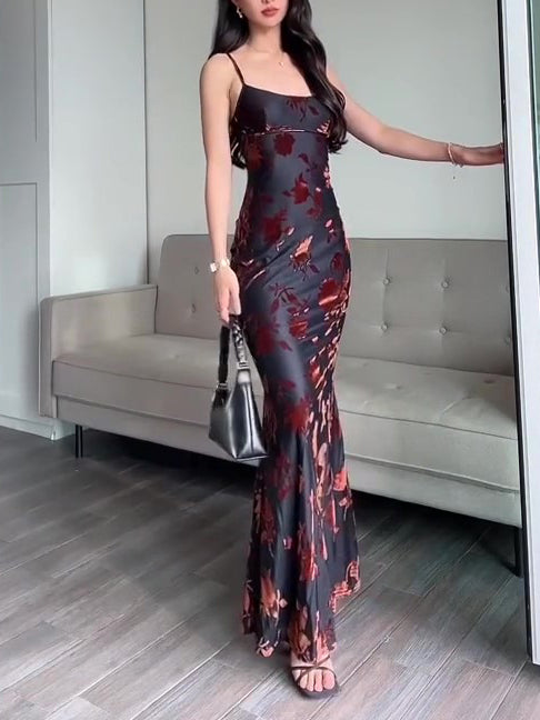Vestido Longo de Alças Aveludado