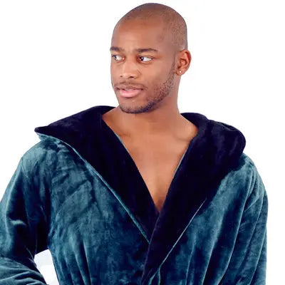 Roupão Masculino com Capuz – Conforto de Pelúcia Ultramacia para o Dia a Dia