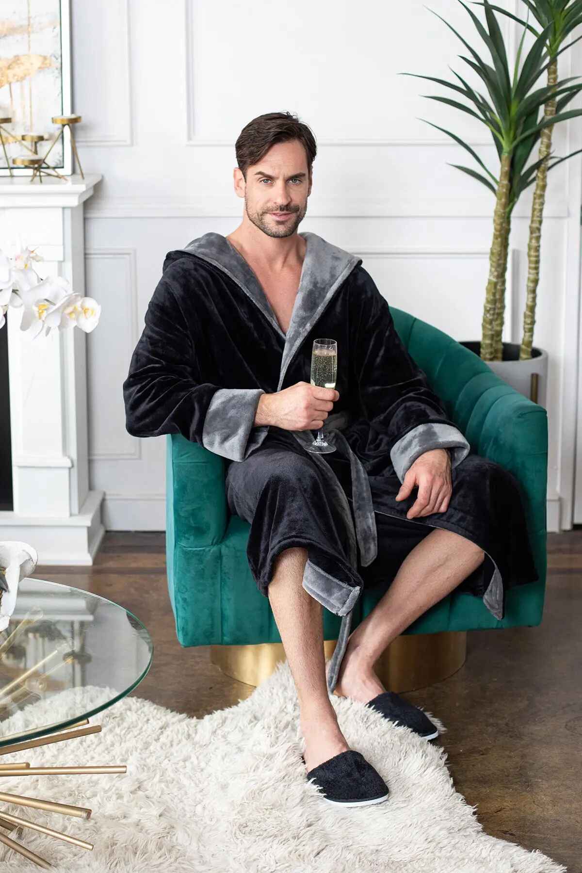 Roupão Masculino com Capuz – Conforto de Pelúcia Ultramacia para o Dia a Dia